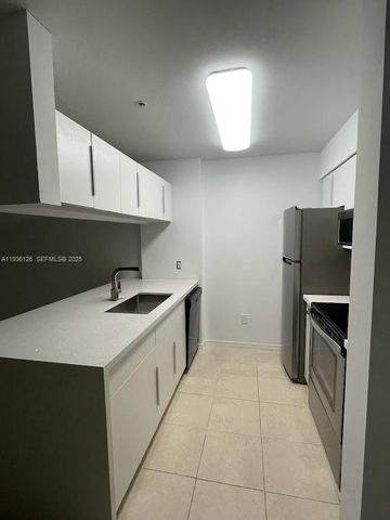 430 S Park Rd 3-305, Hollywood, FL 33021