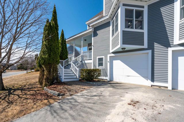 6 General Court 6, Grantham, NH 03753