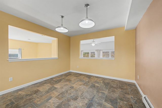 6 General Court 6, Grantham, NH 03753