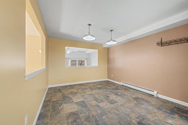 6 General Court 6, Grantham, NH 03753