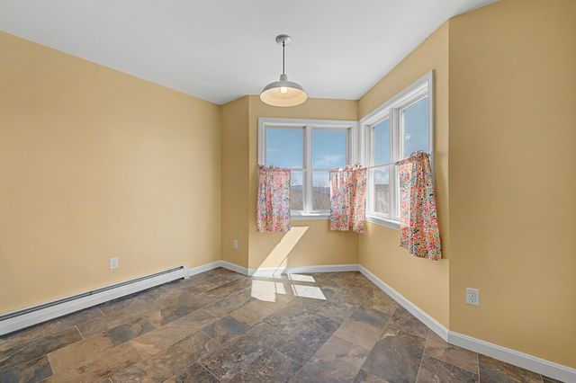 6 General Court 6, Grantham, NH 03753