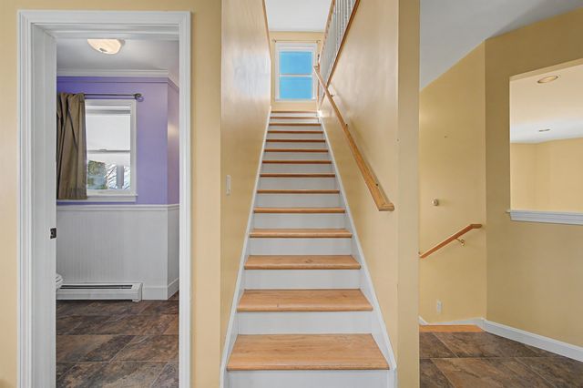 6 General Court 6, Grantham, NH 03753