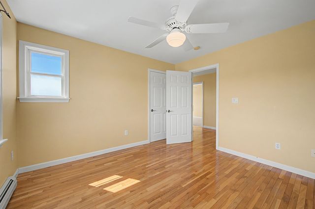 6 General Court 6, Grantham, NH 03753