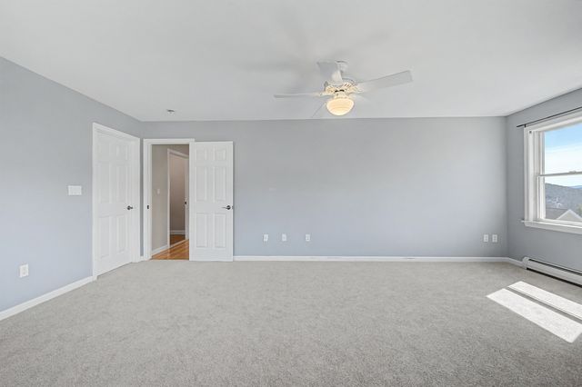 6 General Court 6, Grantham, NH 03753