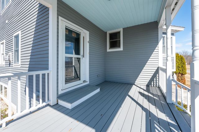 6 General Court 6, Grantham, NH 03753