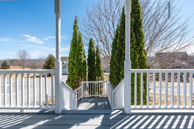 6 General Court 6, Grantham, NH 03753