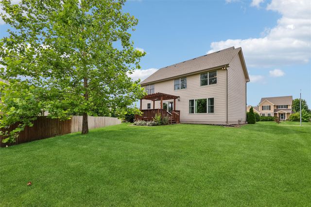 4221 SW Camden Ridge Drive, Ankeny, IA 50023