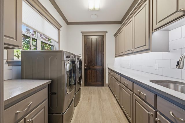 160 Surls Drive, Mabank, TX 75156