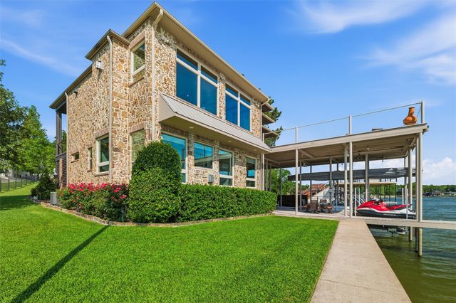 160 Surls Drive, Mabank, TX 75156