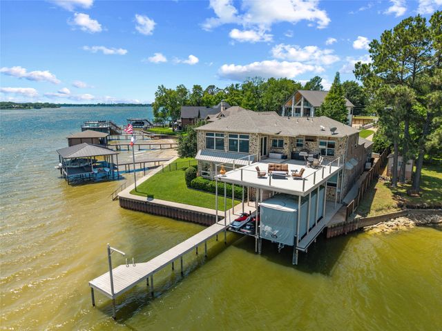 160 Surls Drive, Mabank, TX 75156