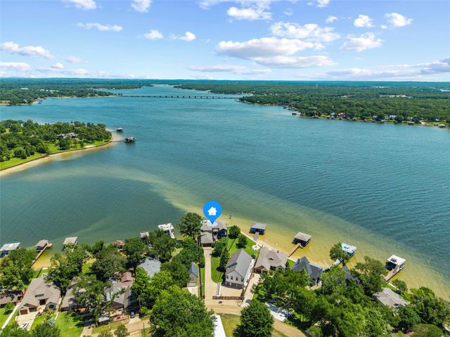 160 Surls Drive, Mabank, TX 75156