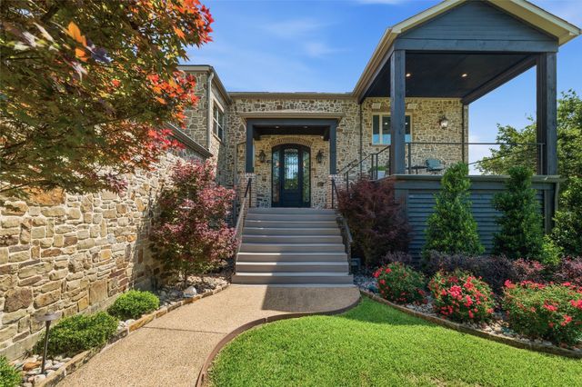 160 Surls Drive, Mabank, TX 75156