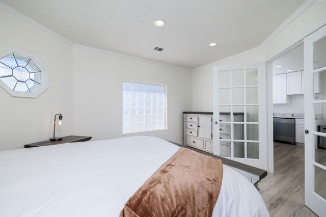 3120 Hwy 87, Crystal Beach, TX 77650