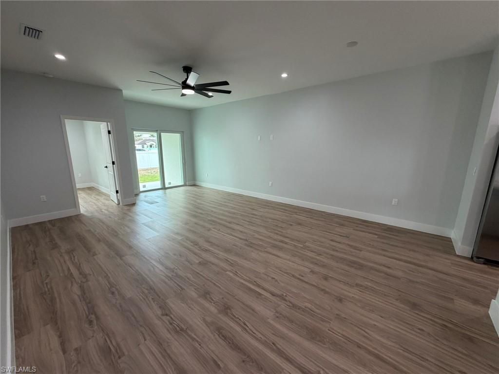 Image 12 of property listing at 1148 SW 47th TER, Cape Coral, FL 33914