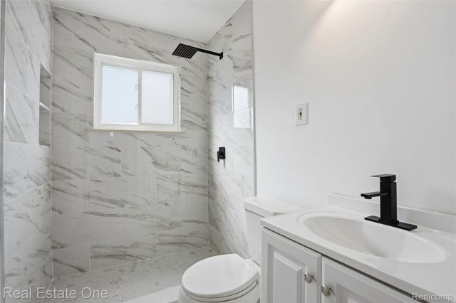 5416 JACKSON Street, Dearborn Heights, MI 48125