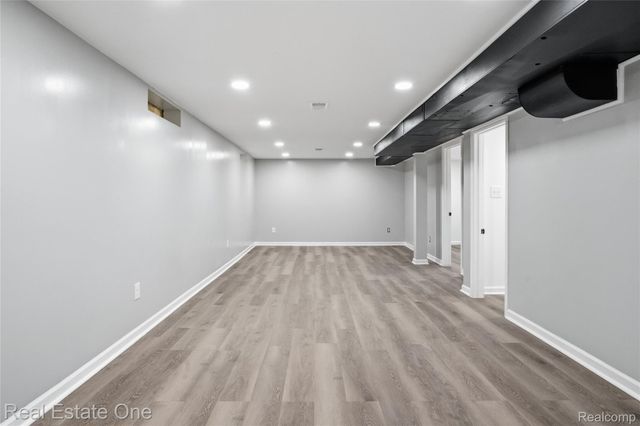 5416 JACKSON Street, Dearborn Heights, MI 48125