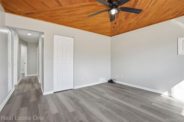 5416 JACKSON Street, Dearborn Heights, MI 48125