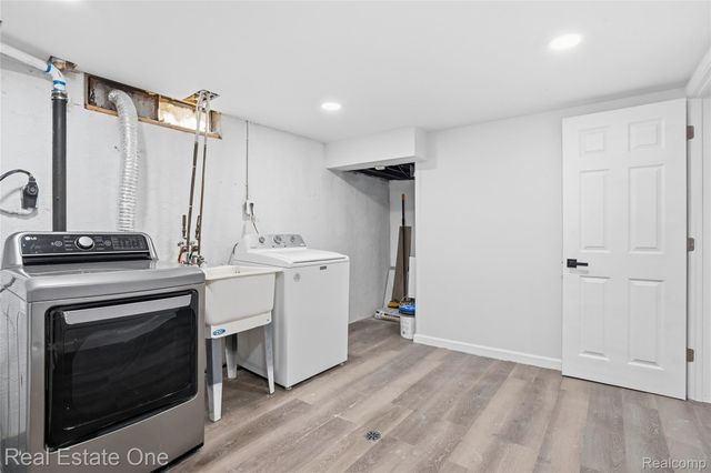 5416 JACKSON Street, Dearborn Heights, MI 48125