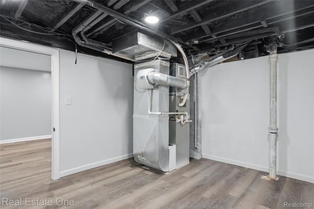 5416 JACKSON Street, Dearborn Heights, MI 48125