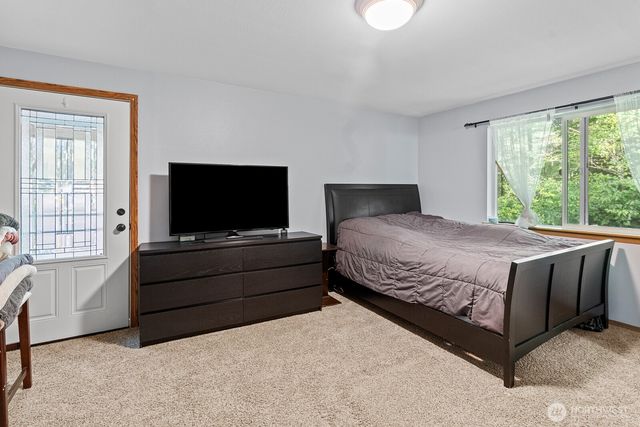 17705 74th Street NW, Vaughn, WA 98394