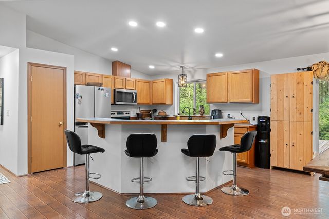17705 74th Street NW, Vaughn, WA 98394