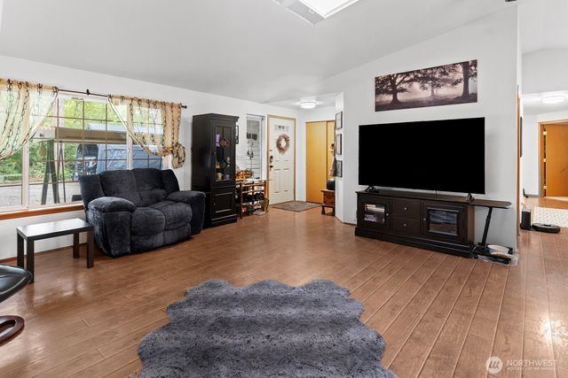 17705 74th Street NW, Vaughn, WA 98394