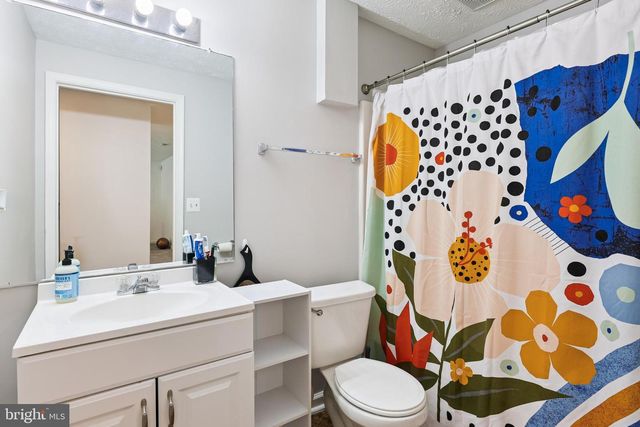 2404 BERRY THICKET CT, Waldorf, MD 20603