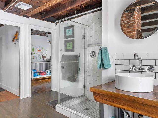 82 Willow Street, Providence, RI 02909