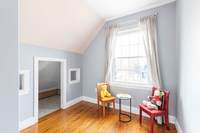 4 Greenough Street, Needham, MA 02494