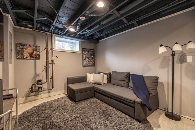 4 Greenough Street, Needham, MA 02494