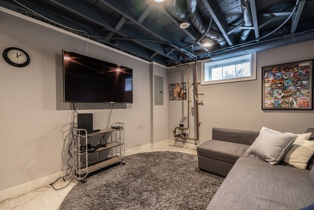 4 Greenough Street, Needham, MA 02494