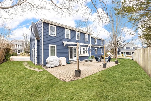 4 Greenough Street, Needham, MA 02494