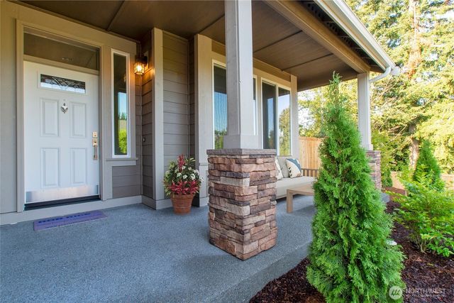 902 Bodie Street SE, Lacey, WA 98513