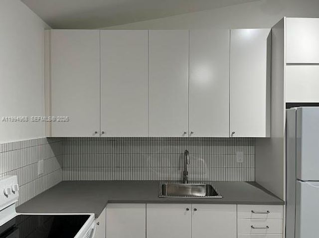 6101 NE Miami Ct 2, Miami, FL 33137