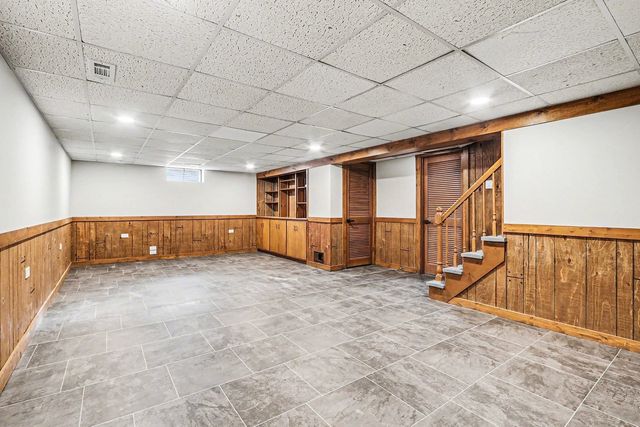 16914 Parkside Avenue, South Holland, IL 60473