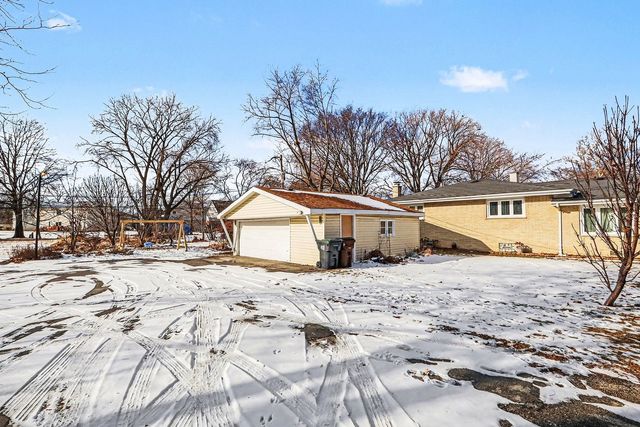 16914 Parkside Avenue, South Holland, IL 60473