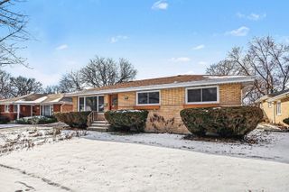 16914 Parkside Avenue, South Holland, IL 60473