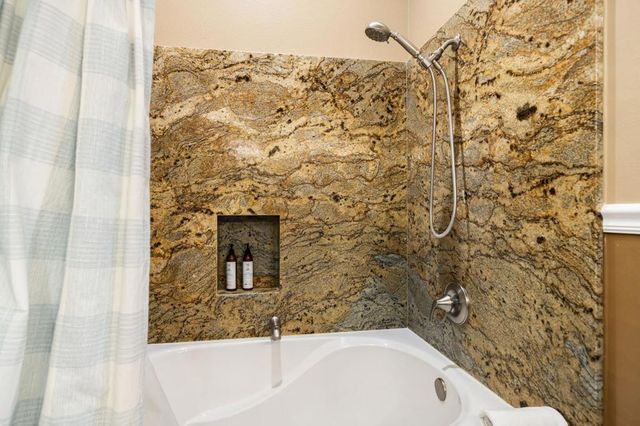 55393 Tanglewood, La Quinta, CA 92253