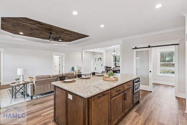 88 Northshore Ave, Jesup, GA 31545