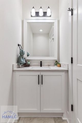 88 Northshore Ave, Jesup, GA 31545