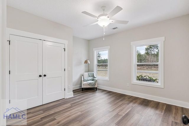 88 Northshore Ave, Jesup, GA 31545