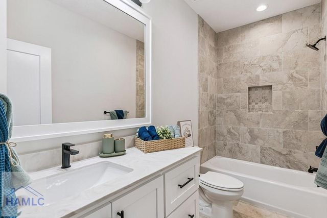 88 Northshore Ave, Jesup, GA 31545