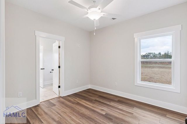 88 Northshore Ave, Jesup, GA 31545