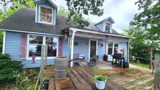 10959 E Tippecanoe Drive, Walkerton, IN 46574