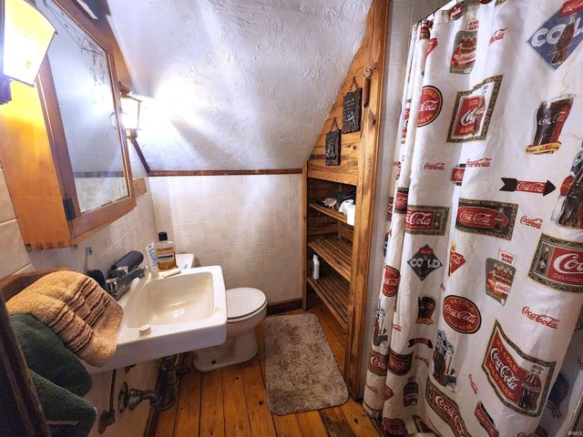 10959 E Tippecanoe Drive, Walkerton, IN 46574