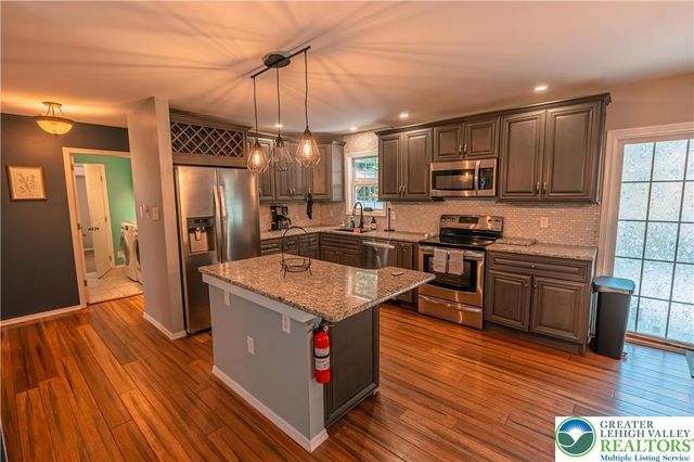 7021 Vista Drive, Coolbaugh Twp, PA 18466