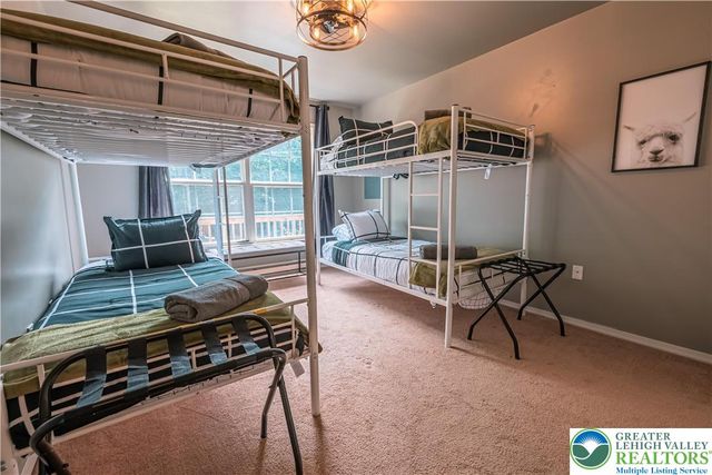 7021 Vista Drive, Coolbaugh Twp, PA 18466