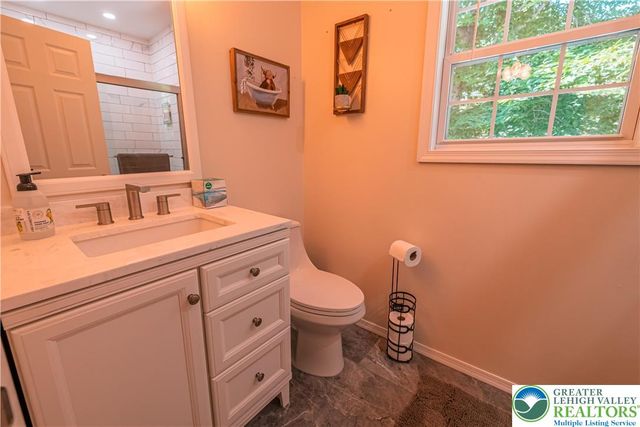 7021 Vista Drive, Coolbaugh Twp, PA 18466