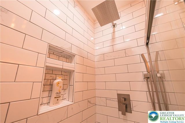 7021 Vista Drive, Coolbaugh Twp, PA 18466