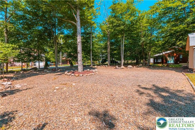 7021 Vista Drive, Coolbaugh Twp, PA 18466